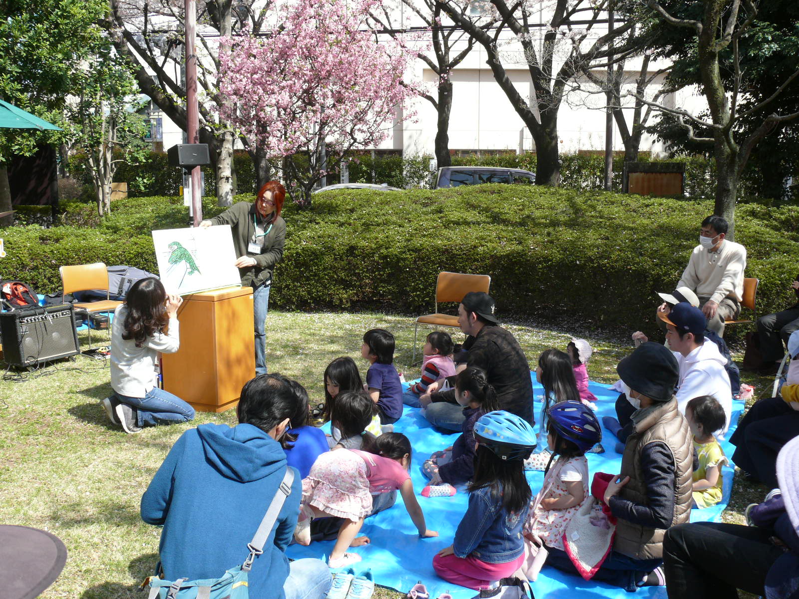 おはなしどんどこのおはなし会